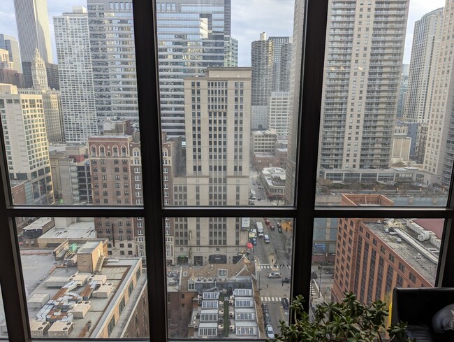 Photo - 10 E Ontario St