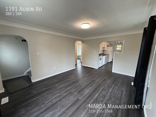 Photo - CHARMING 3 BED/1 BATH HOME - EAST WINDSOR W/ POOL - PLUS UTILITIES