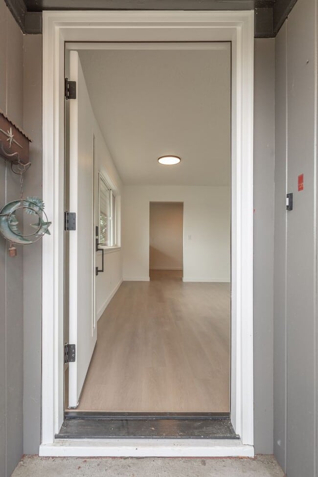 Photo - Crowne Pointe Apartment Homes