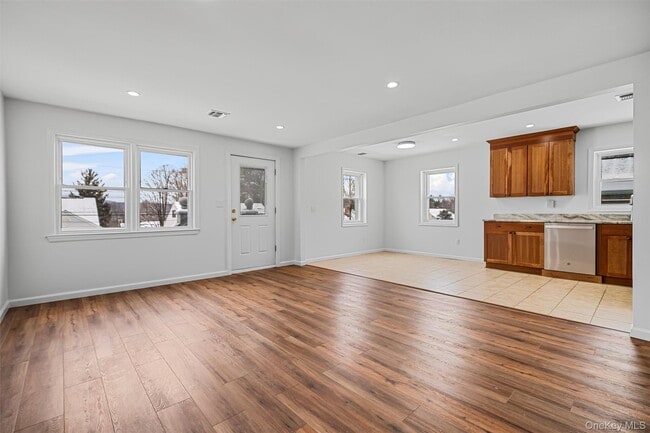 Photo - 917 Parkway Pl