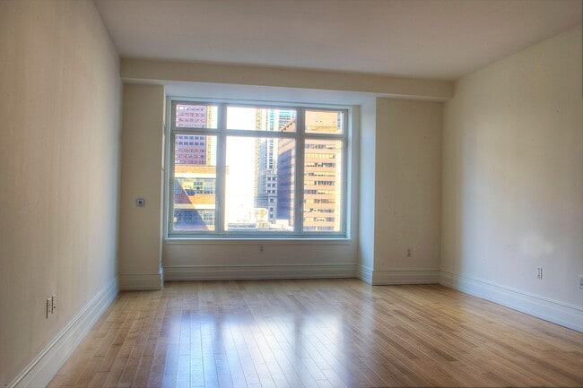 Photo - 130 S 18th St