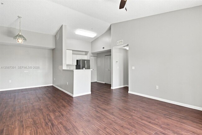 Photo - 6976 SW 39th St Unit G304