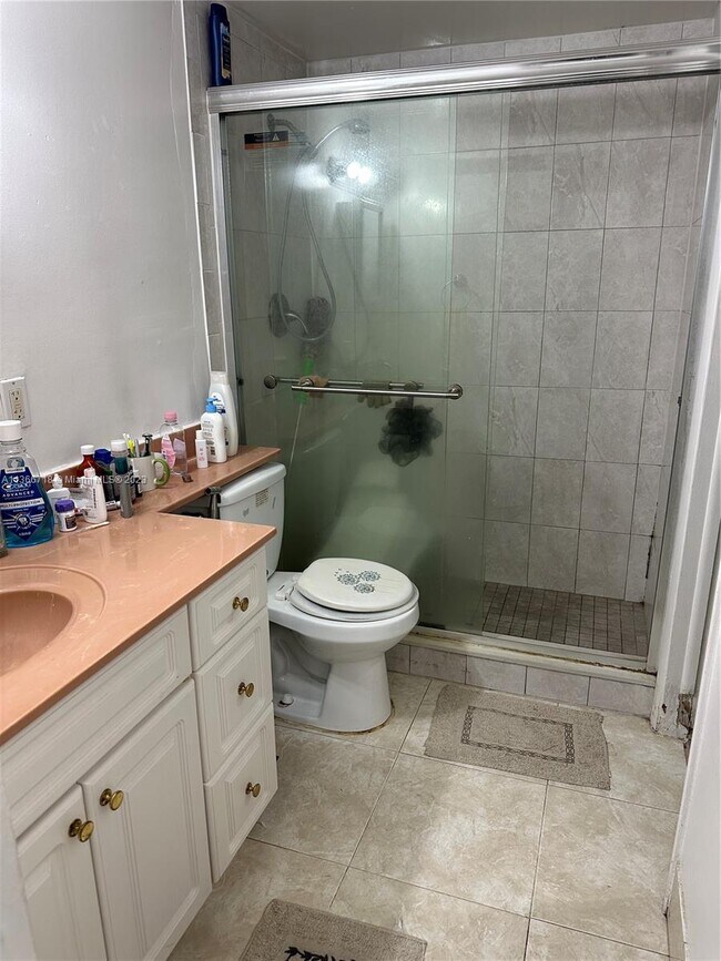 Photo - 3640 NW 9th St