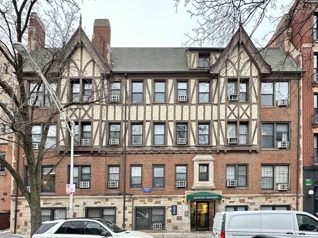 Photo - 512 W Arlington Pl Unit 2C