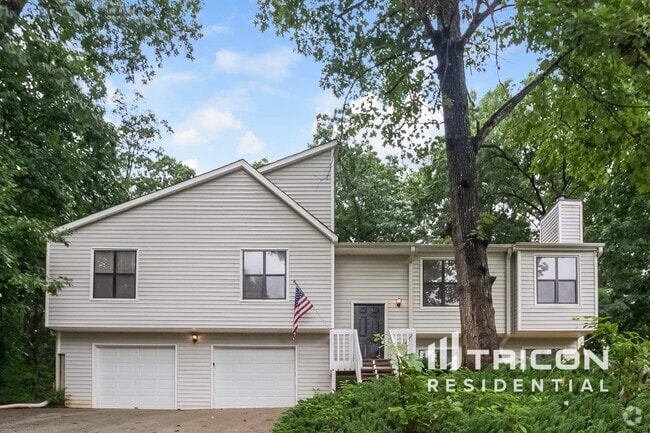 Building Photo - 3833 Greenbrook Dr Rental