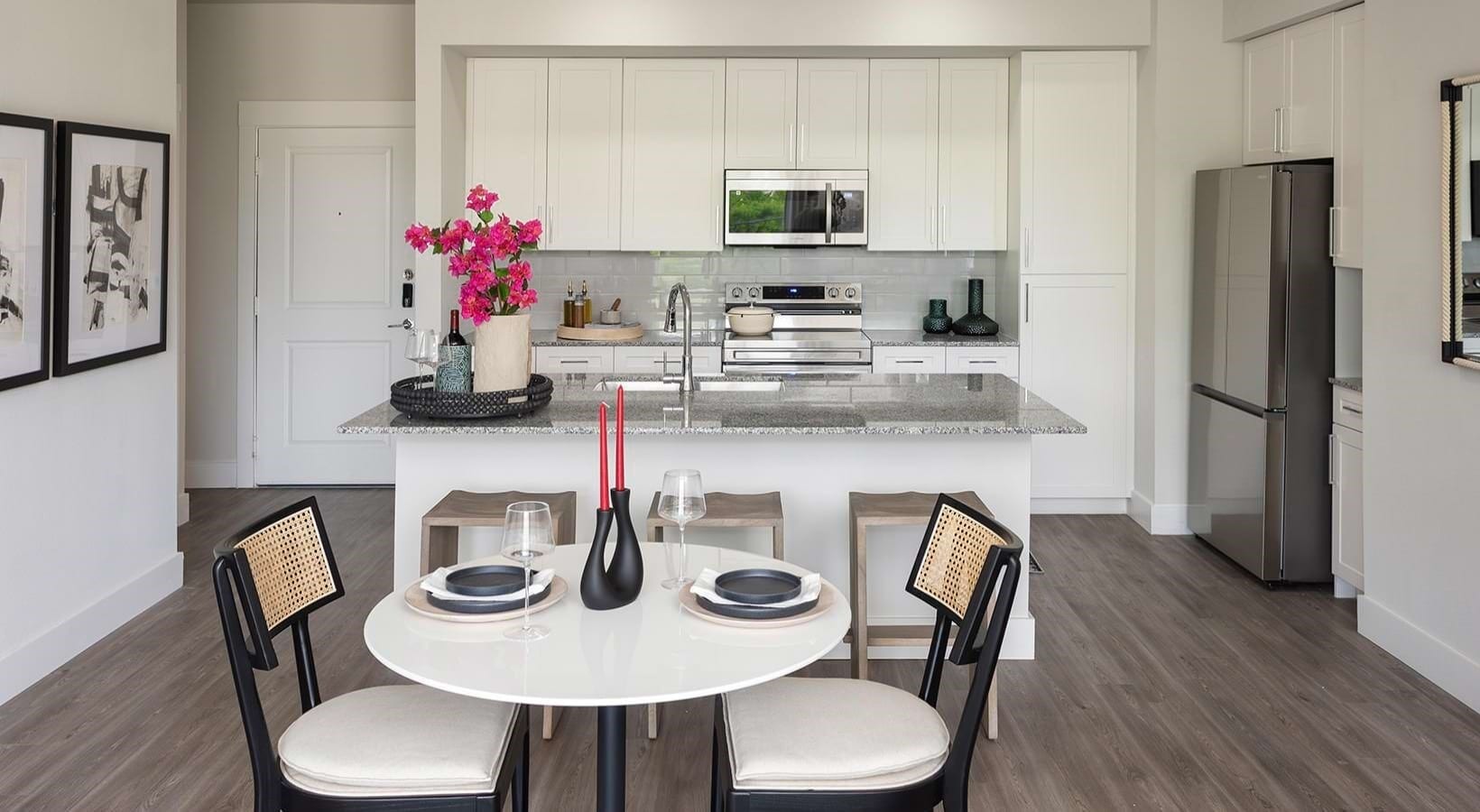 Photo - 2425 Bell St Unidad 1129