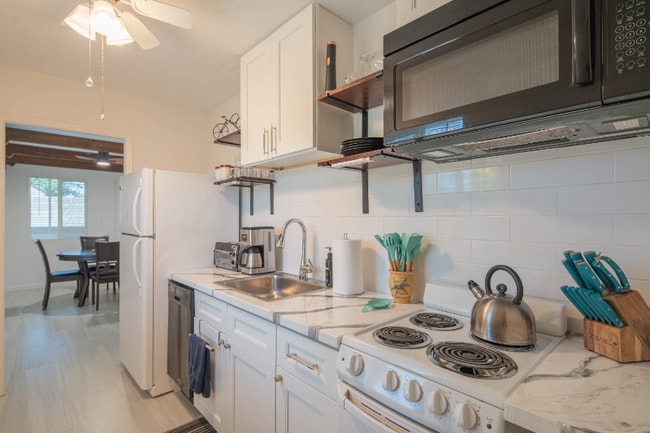 Photo - 6449 E Sheridan St