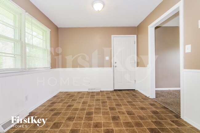 Photo - 405 SW 11th St
