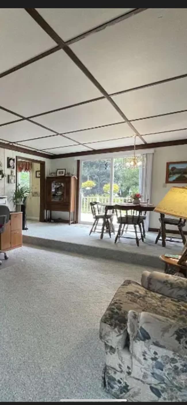 Family room - 10 Richard St Unit 10