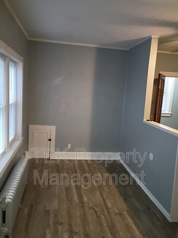 Photo - 189 Lake Ave