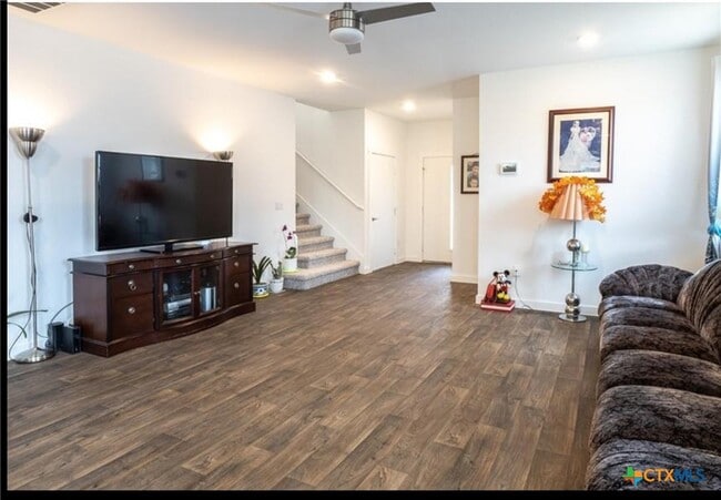 Photo - 14020 Neskar Dr