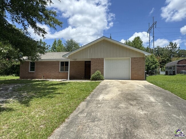 Building Photo - 120 Springwood Dr Rental