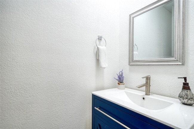 Photo - 10912 Gulf Fwy Unit 28