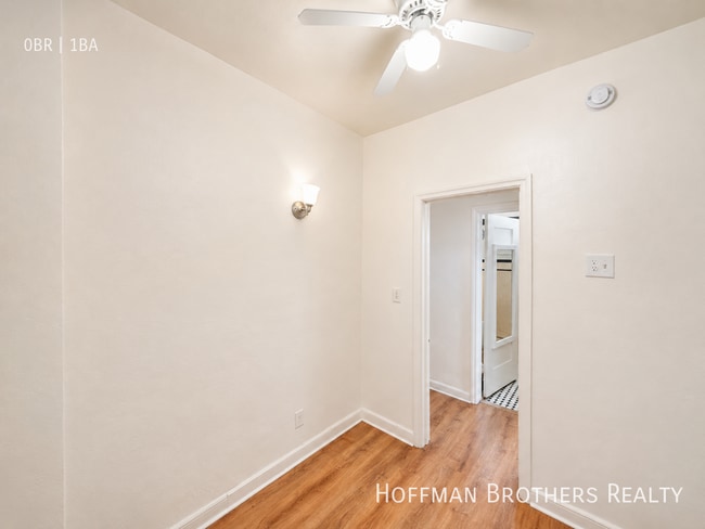Photo - 608 S Dunsmuir Ave Unit 103