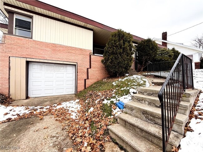 Photo - 1635 Goodyear Blvd