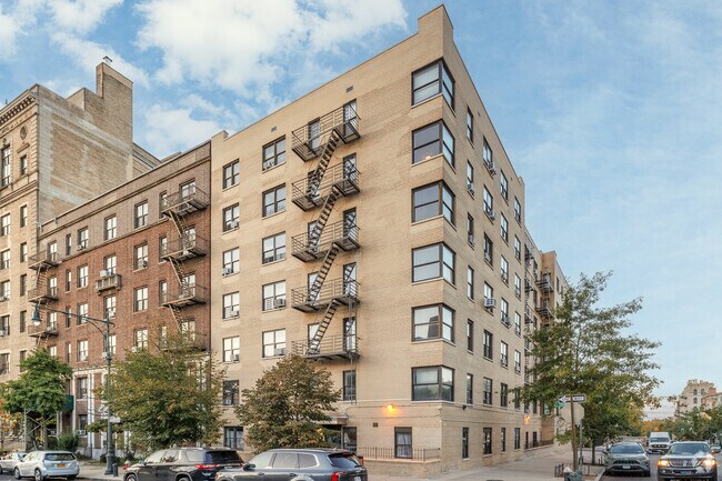 Alternate view 4 - 35 Eastern Pky