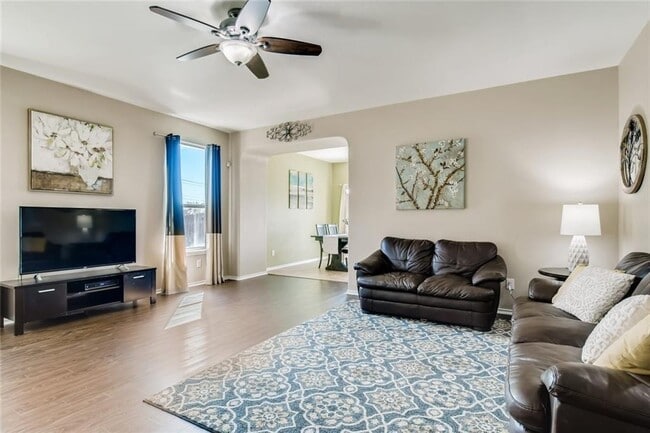 Photo - 2240 McCombs St