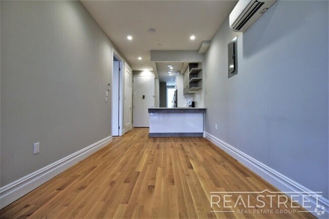 Building Photo - Stunning New 2 Bed 2 Bath in Bed Stuy Cond... Unit 2 Rental