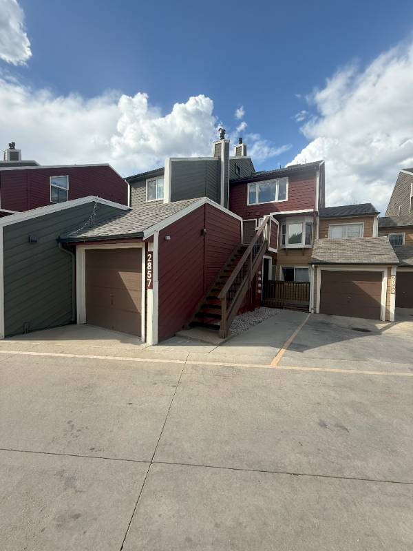 Photo - 2857 Springdale Ln