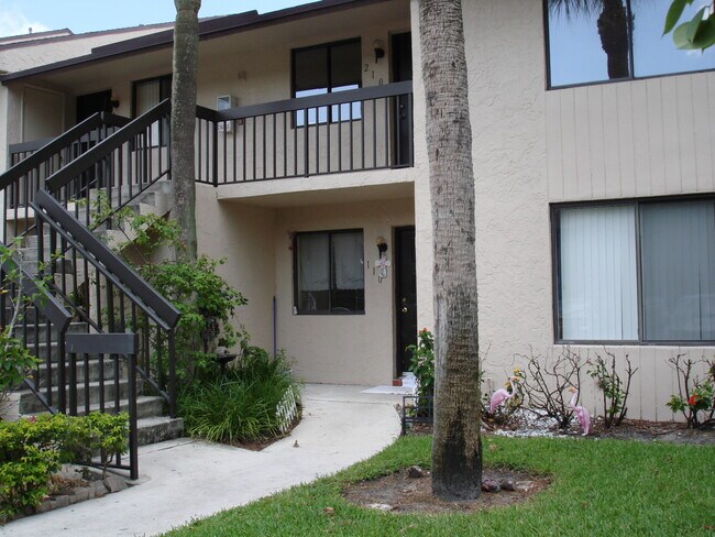Building Photo - 21950 Soundview Terrace Unit 110 Rental