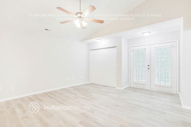 Photo - 4468 Highland Pl NE