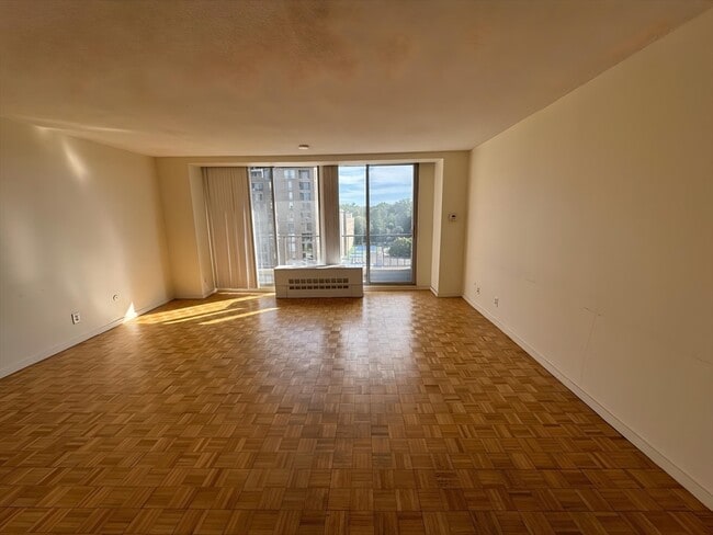 Building Photo - 220 Washington St Unit 906 Rental
