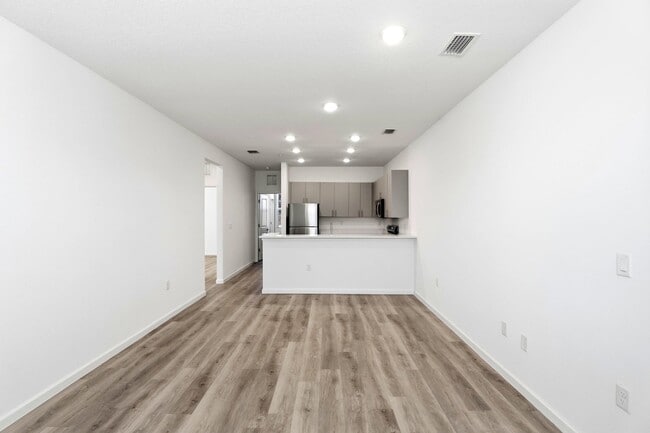 Photo - Venture Apartments