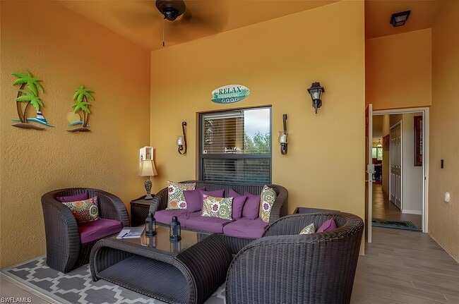 Front Lanai
