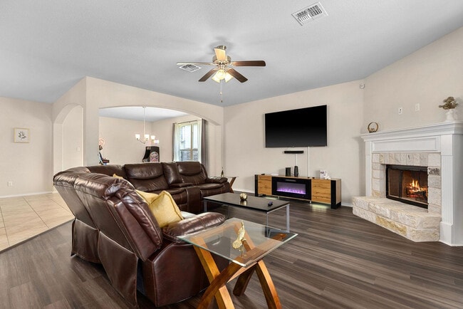 Photo - 4905 Ledgestone Trail Unidad ID1324869P