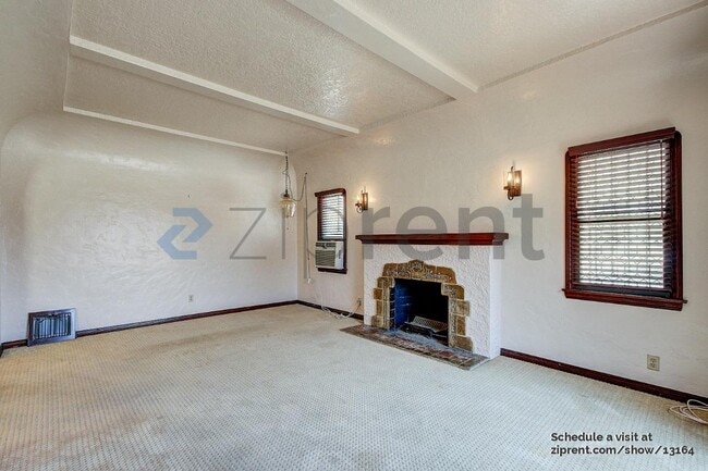 Photo - Unit