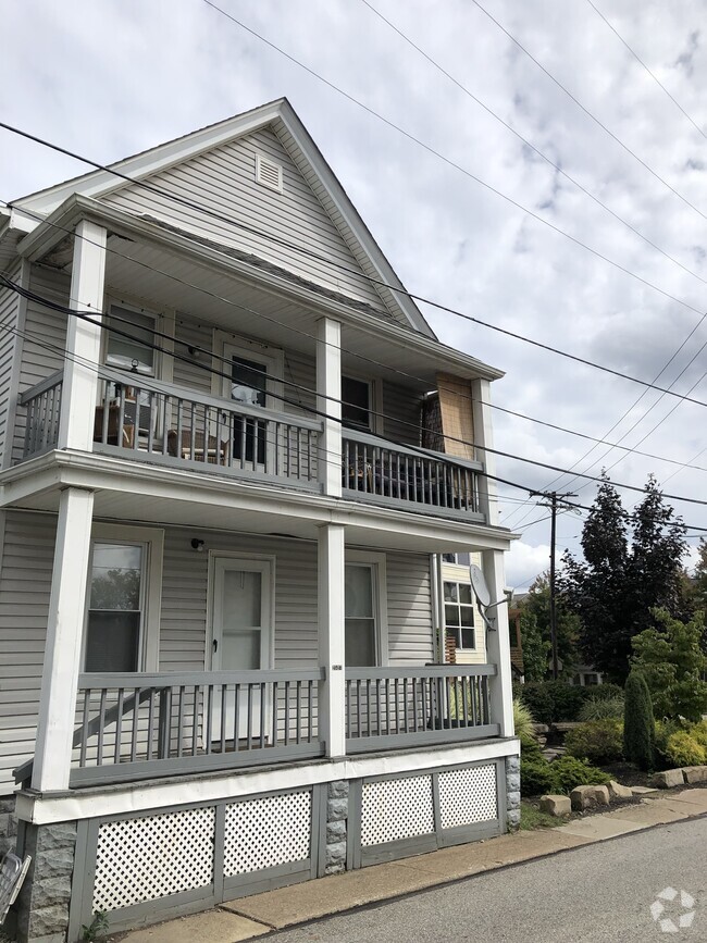 Building Photo - 2527 Thurman Ave Unit 4 Rental
