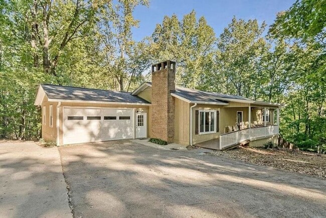 Building Photo - 3531 Gilleland Ext