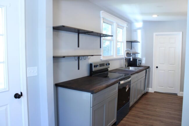 Photo - 115 N Central Ave