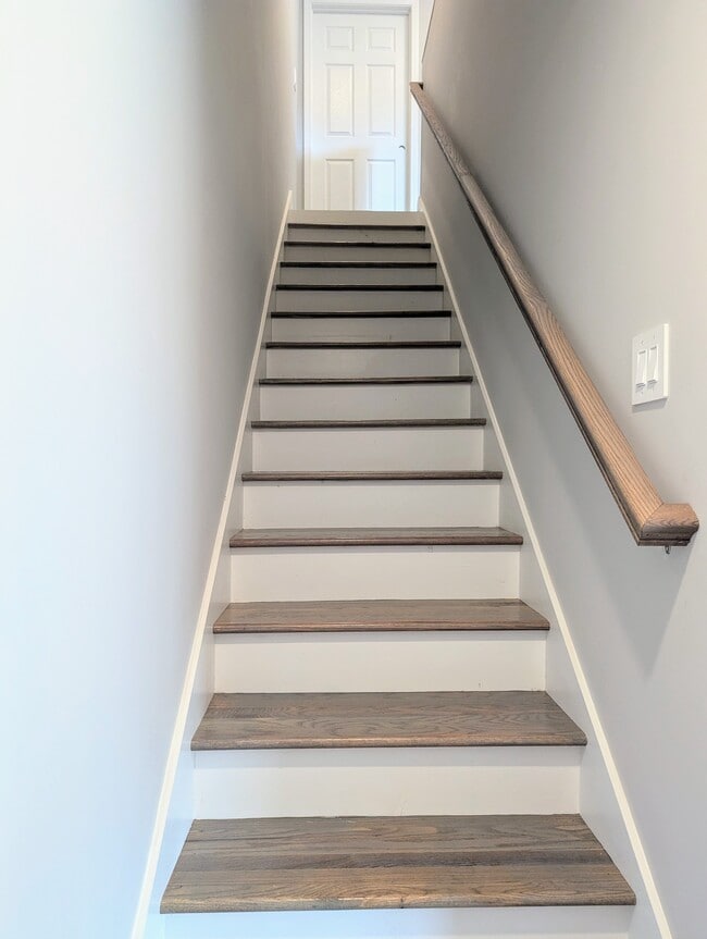 Dawson Creek Apartments