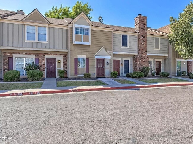 Front Yard - 18814 N 33rd Dr Unit #3