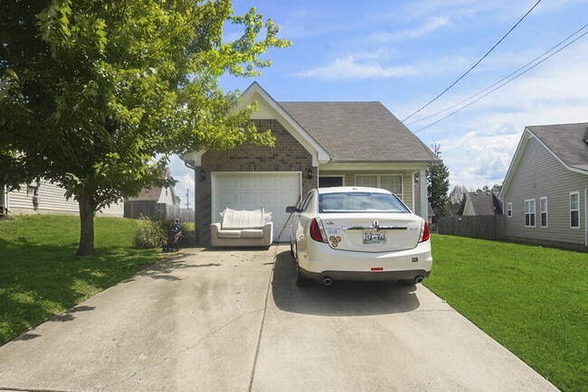 Building Photo - 179 Howard Woody Dr