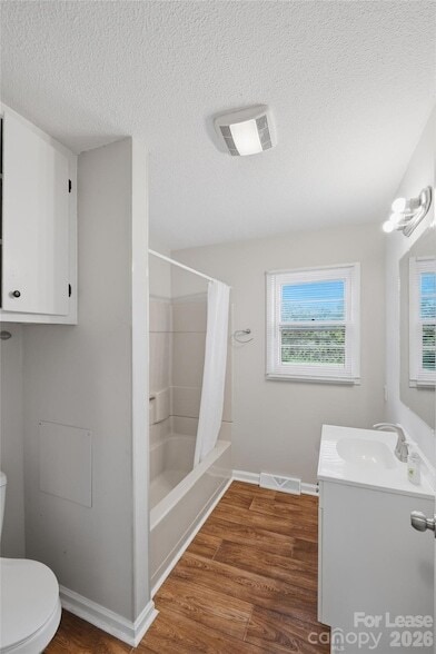 Photo - 1019 Carmel Dr