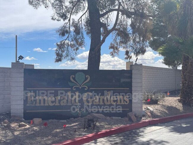 Photo - 1541 Linnbaker Ln Unidad #103