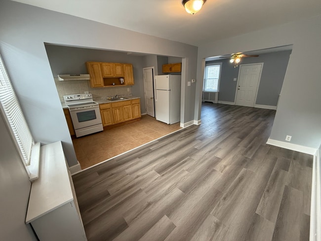 Photo - 4XX Delphine St