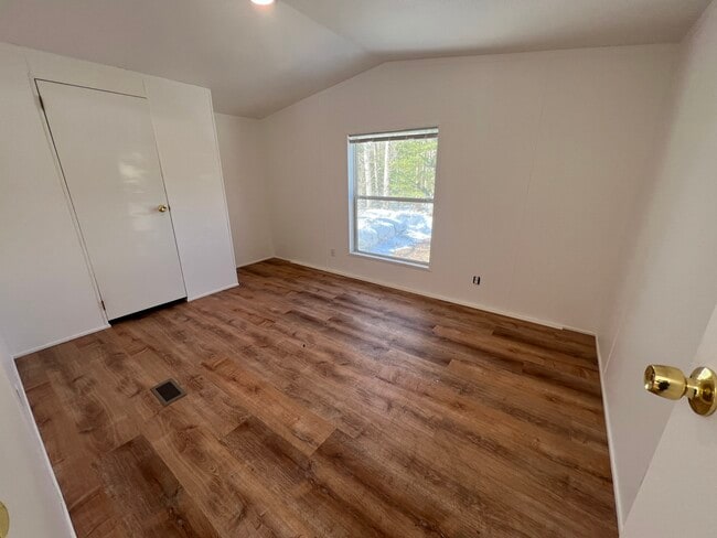 Photo - 8993 Moore Rd