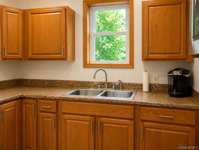 Photo - 27 Midway Dr