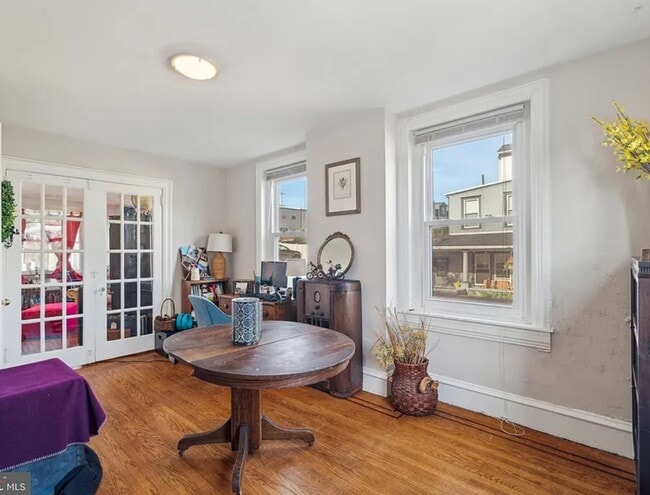 Photo - 814 E Hector St Unit 1