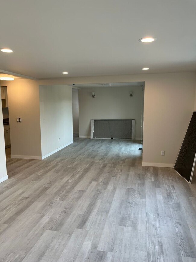 Photo - W55-56 Unit W55