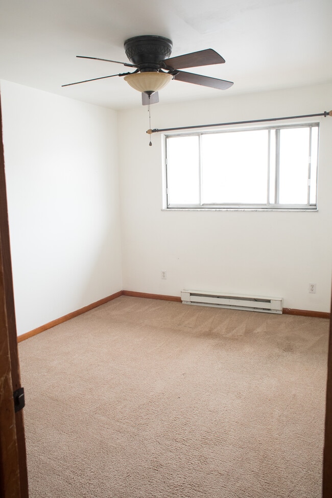 Photo - 2981 3rd Ave Unidad 14