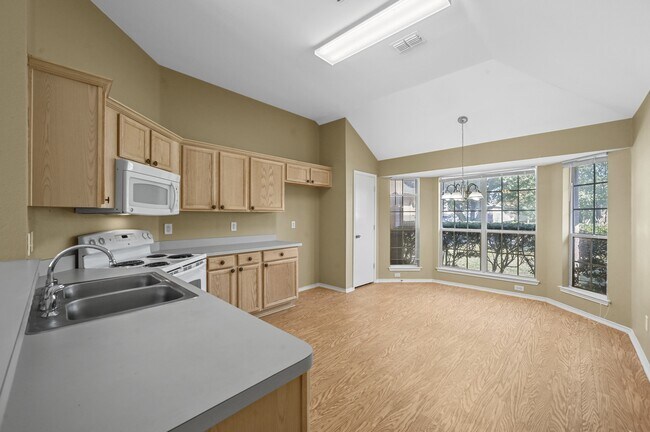 Photo - 9229 Chesapeake Ln
