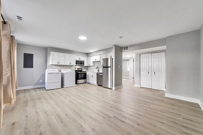 Photo - 616 N 21st St Apartments Unit A