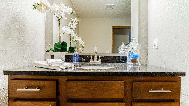 Springwood Apartments