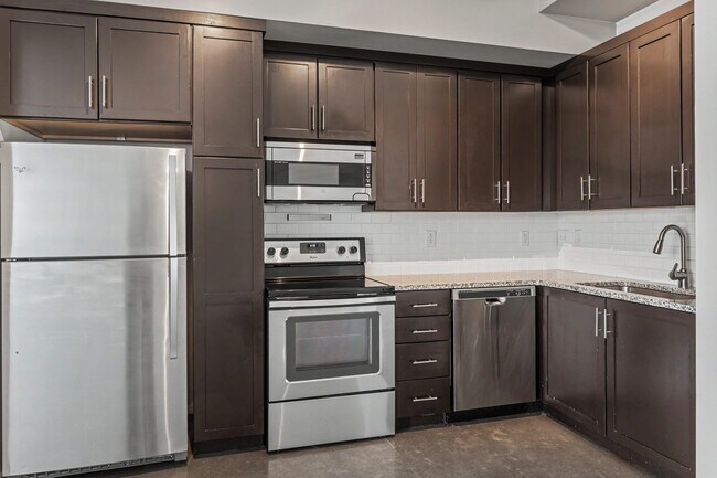 2100 Acklen Flats