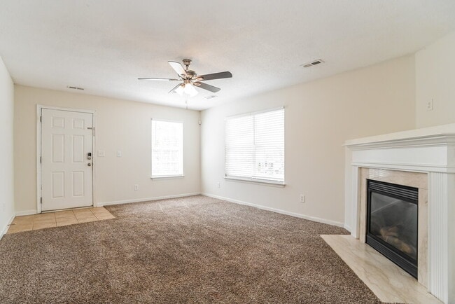 Photo - 6846 Squirrels Foot Ct