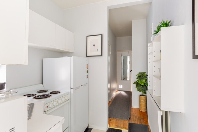 Photo - 104 MacDougal St Unit FL2-ID1056263P